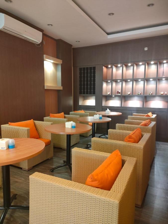 Naka Hotel Kupang מראה חיצוני תמונה